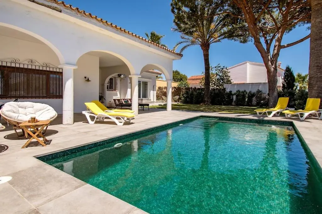 Verianmar 4 Bedroom Villa In Sotogrande With Pool Guadiaro
